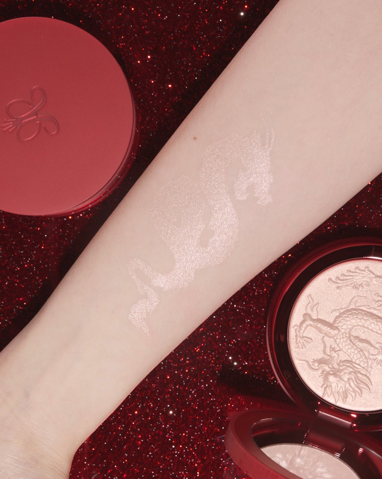 Glow Seeker Pearl Highlighter Swatches