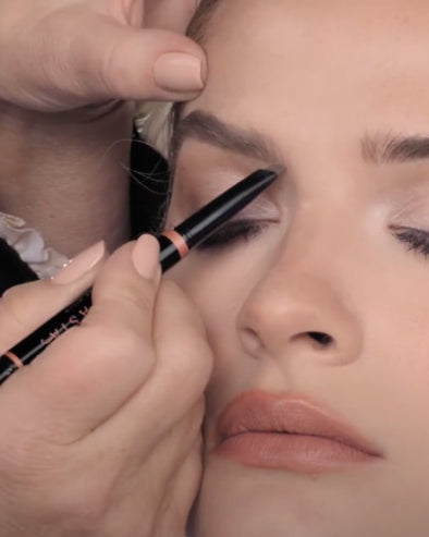 Get The Look: Using Brow Definer in Soft Brown
