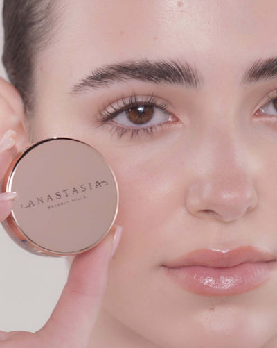 Applying Brow Freeze®