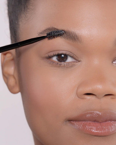 Applying Brow Freeze®