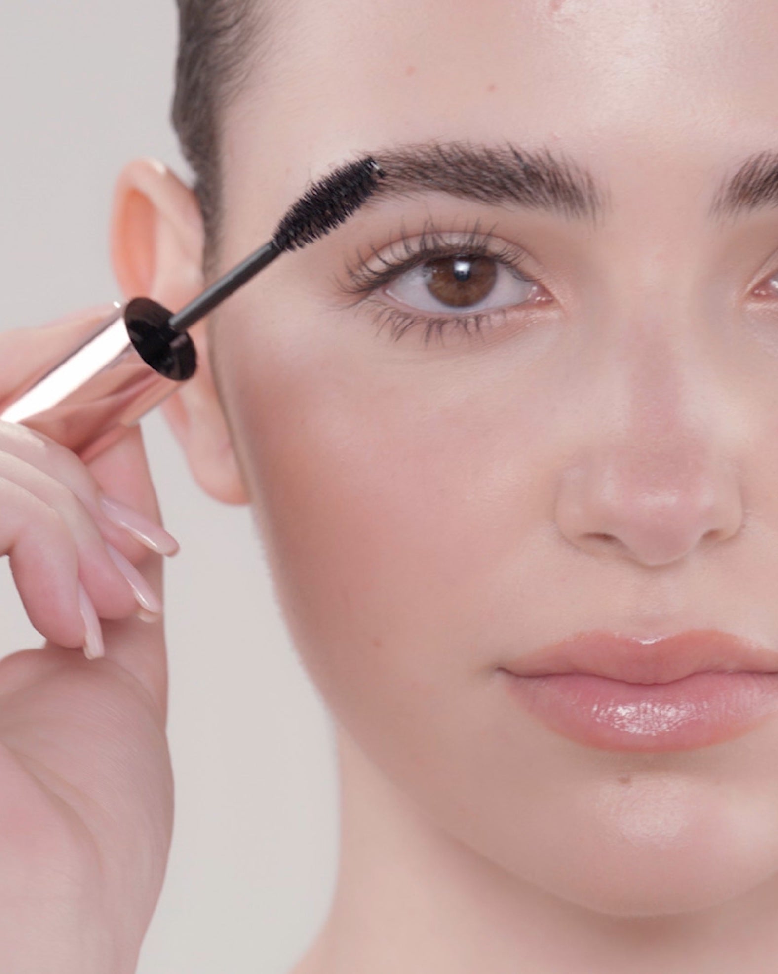 Applying Clear Brow Gel