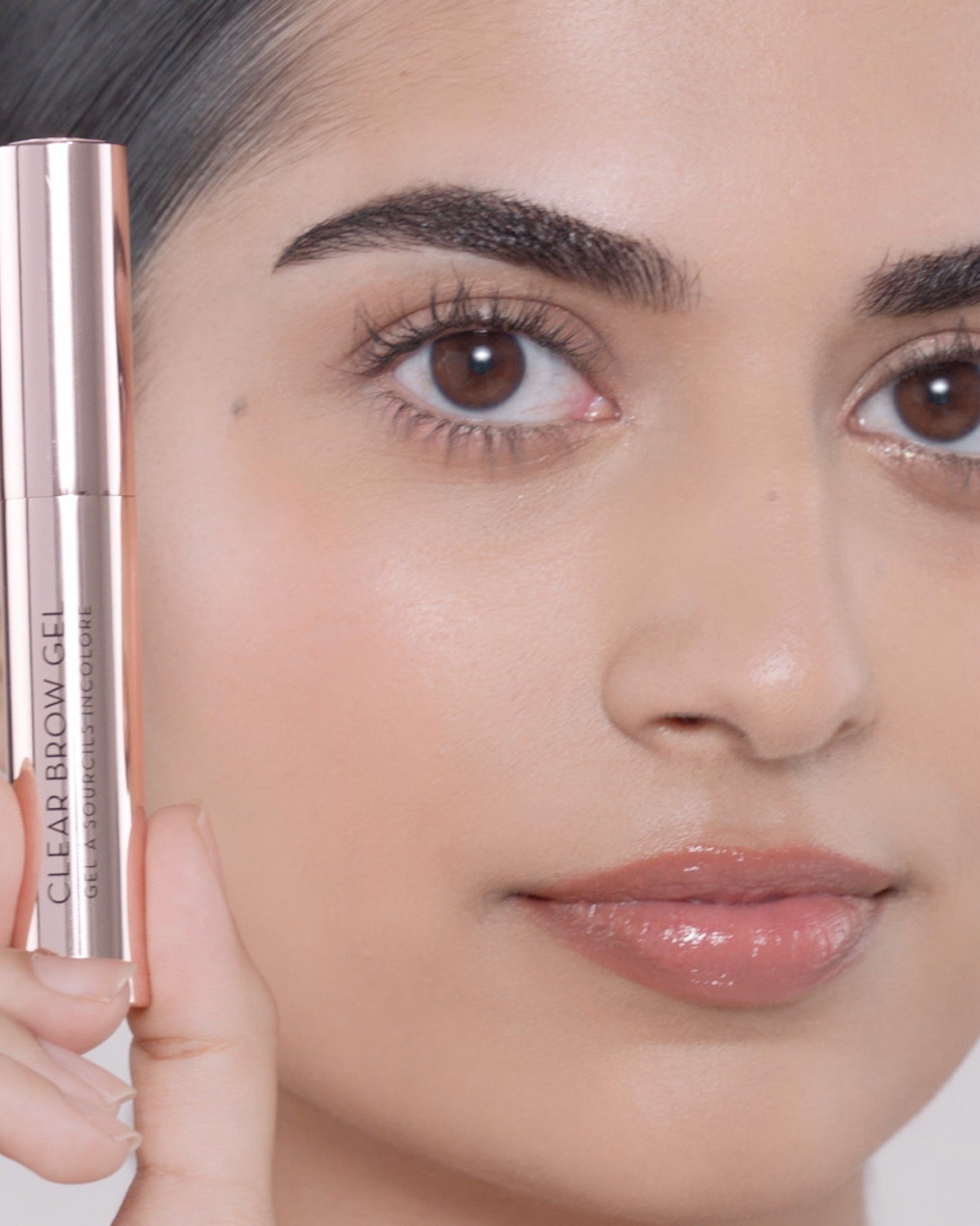 Applying Clear Brow Gel