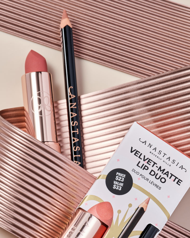 ABOUT: VELVET-MATTE LIP DUO KIT