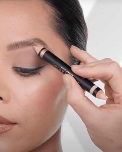 Get The Look: Using Highlighting Duo Pencil