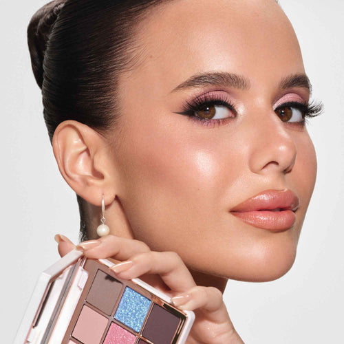 Mini Sugar Eyeshadow Palette - Model Image